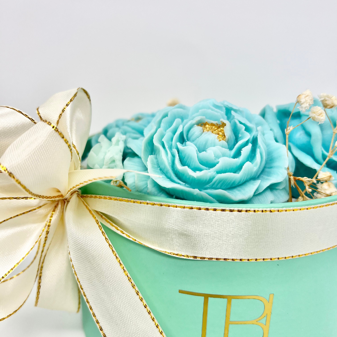 Elegant Tiffany Blue Gift Box with Turquoise and Gold Wrapping